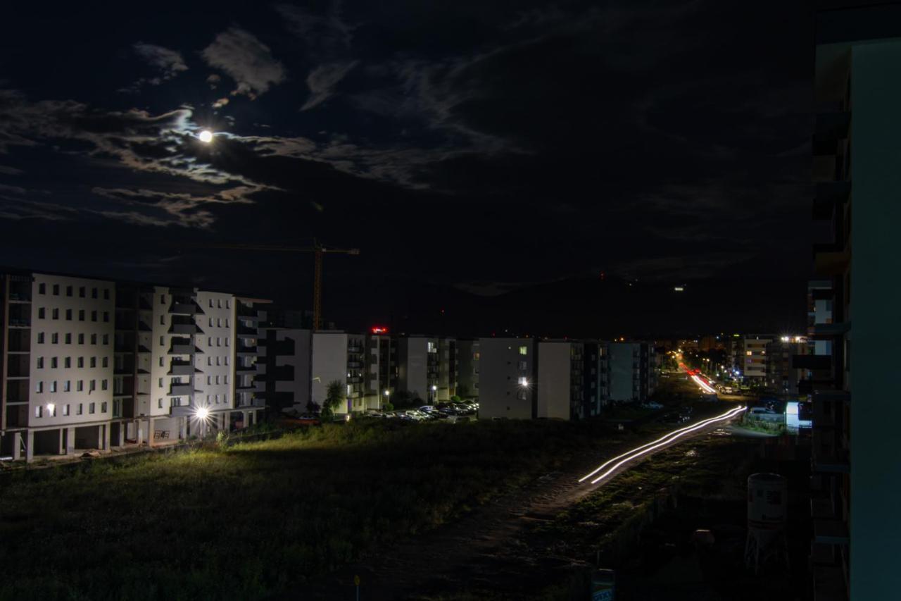Amazing Condo In Brasov By Valentino - Free Garage Parking エクステリア 写真