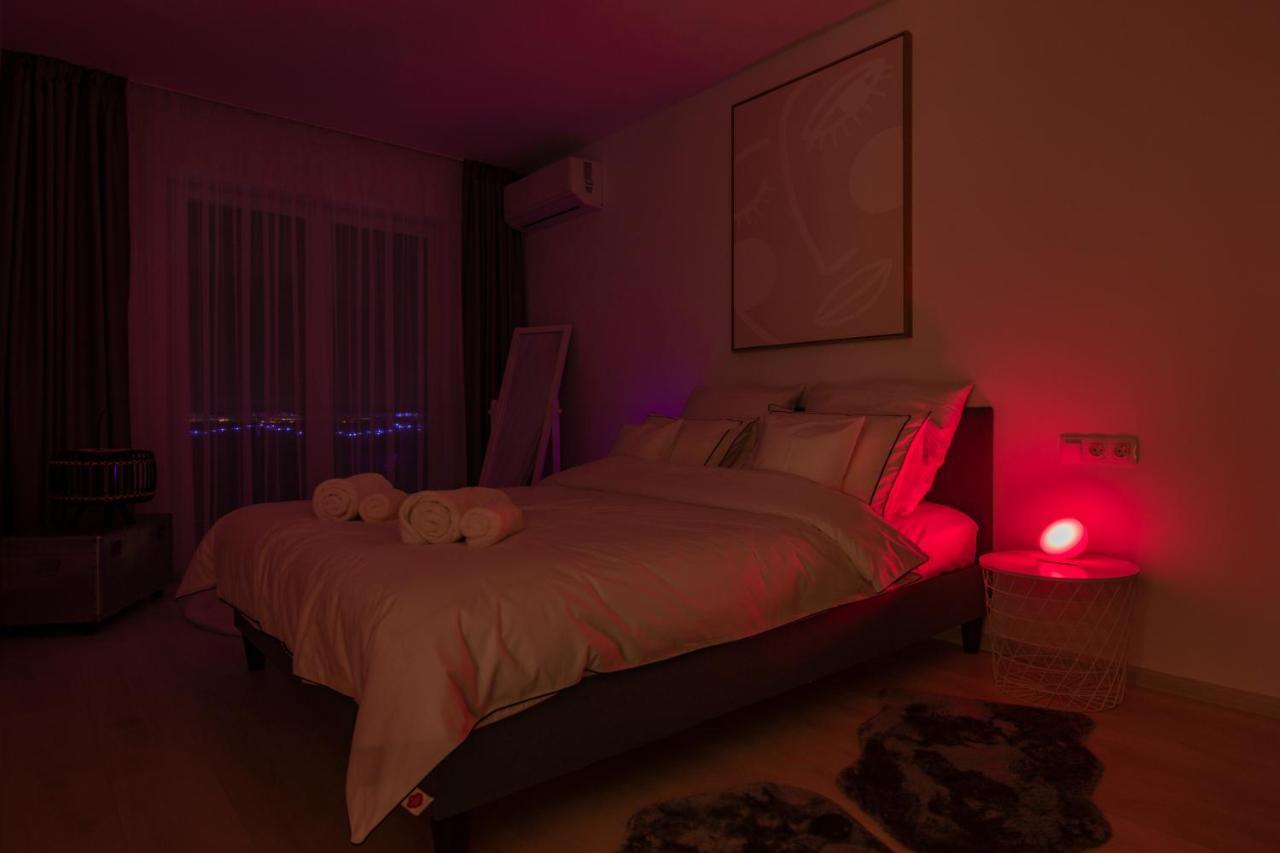 Amazing Condo In Brasov By Valentino - Free Garage Parking エクステリア 写真